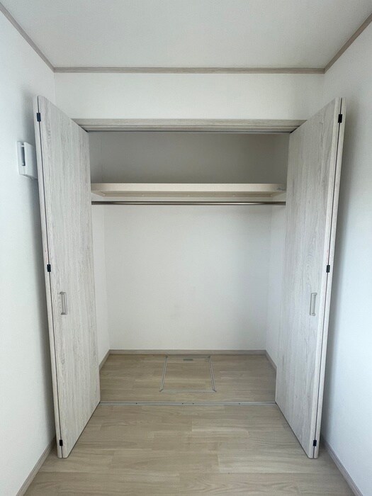 物件内観写真16　(収納)