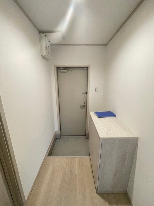 物件内観写真17　(玄関)