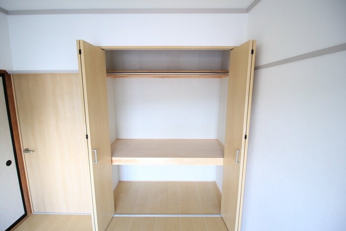 物件内観写真10　(収納)