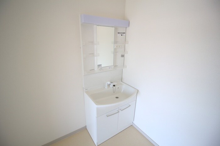 物件内観写真12　(洗面)