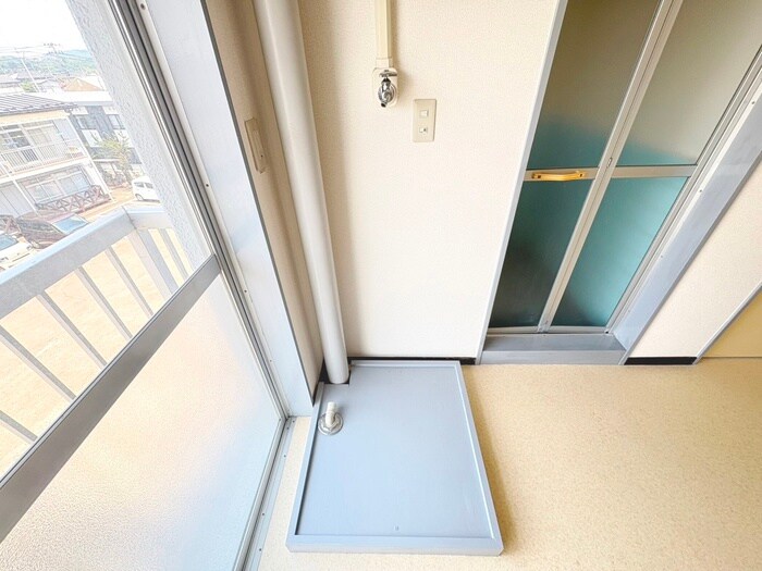 物件内観写真13　(洗濯機置場)