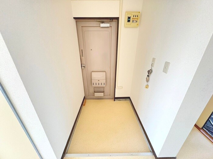 物件内観写真20　(玄関)