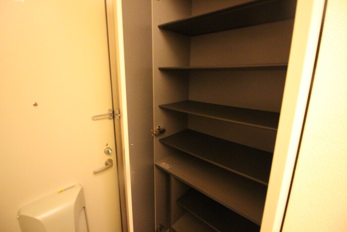 物件内観写真21　(靴箱)