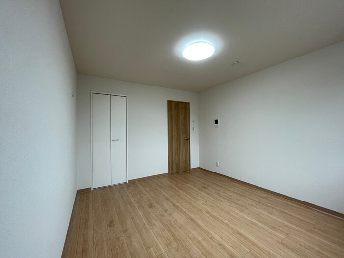 物件内観写真18　(居室)