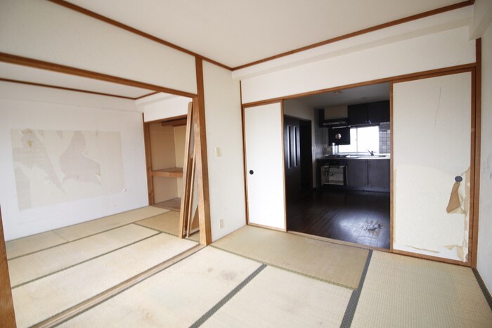 物件内観写真9　(居室)