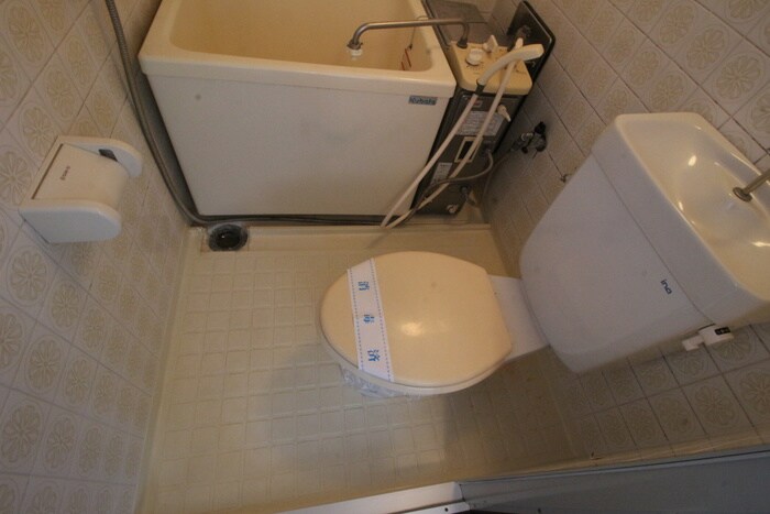 物件内観写真12　(トイレ)