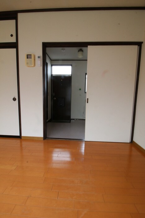 物件内観写真15　(居室)