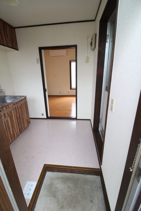 物件内観写真16　(廊下)
