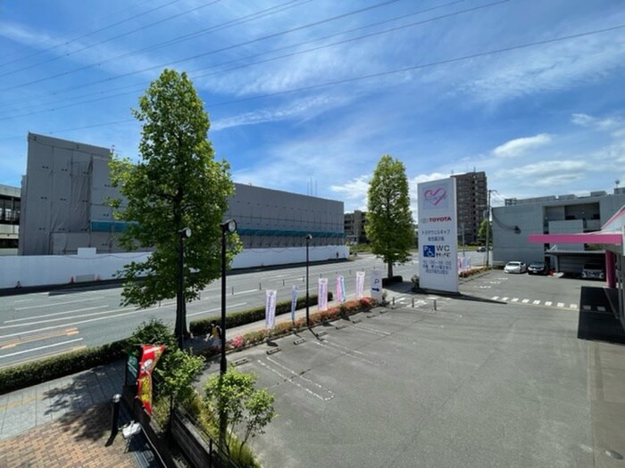 物件外観写真4　(周辺環境)