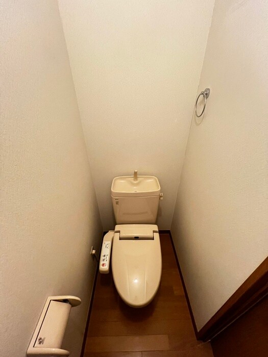 物件内観写真11　(トイレ)