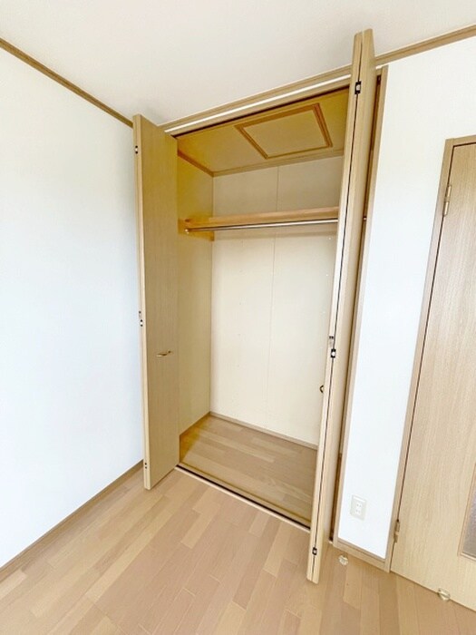 物件内観写真13　(収納)