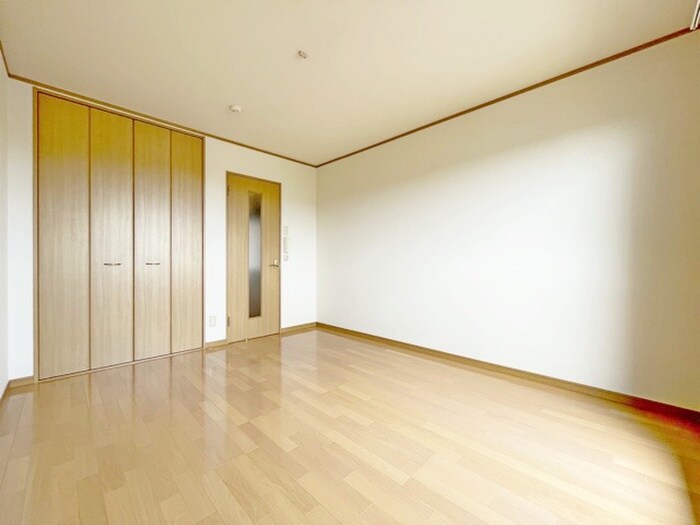 物件内観写真15　(居室)