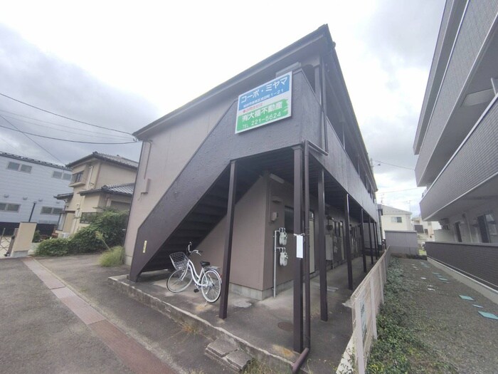 物件外観写真2　(外観写真)