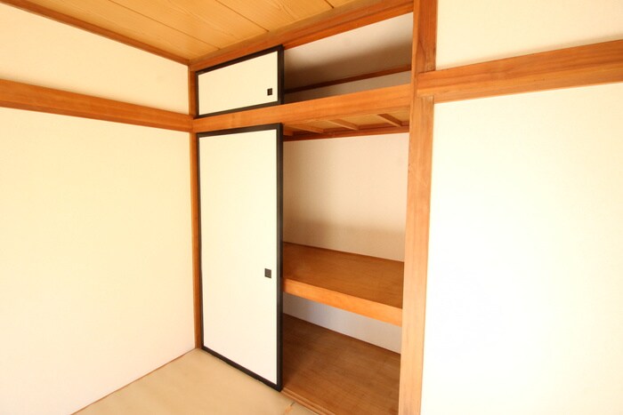 物件内観写真10　(収納)