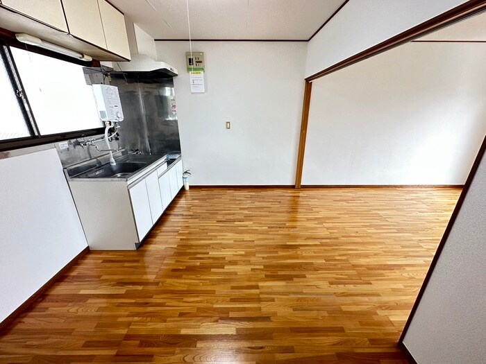 物件内観写真15　(廊下)