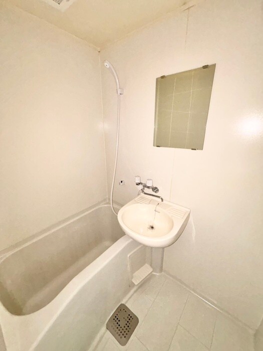 物件内観写真8　(バス／シャワールーム等)