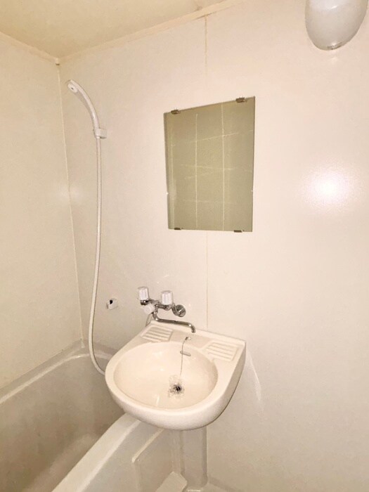 物件内観写真9　(洗面)