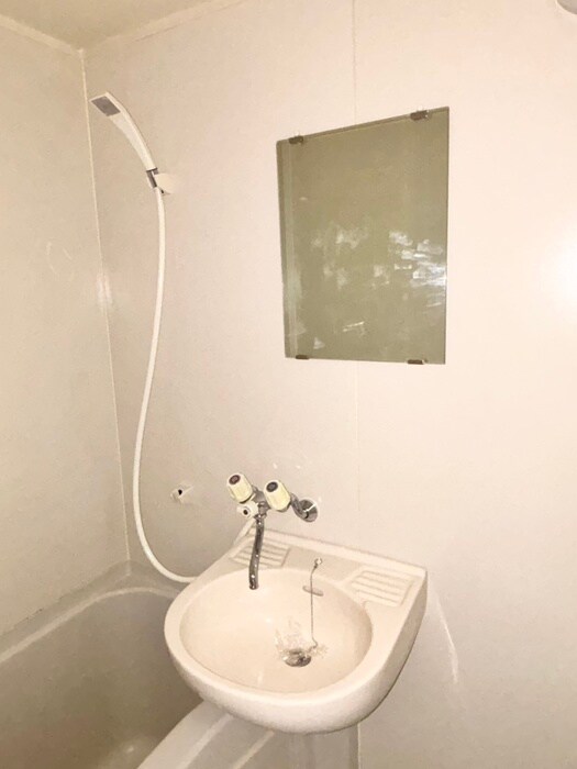 物件内観写真10　(洗面)