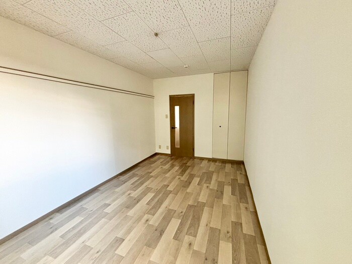 物件内観写真17　(居室)