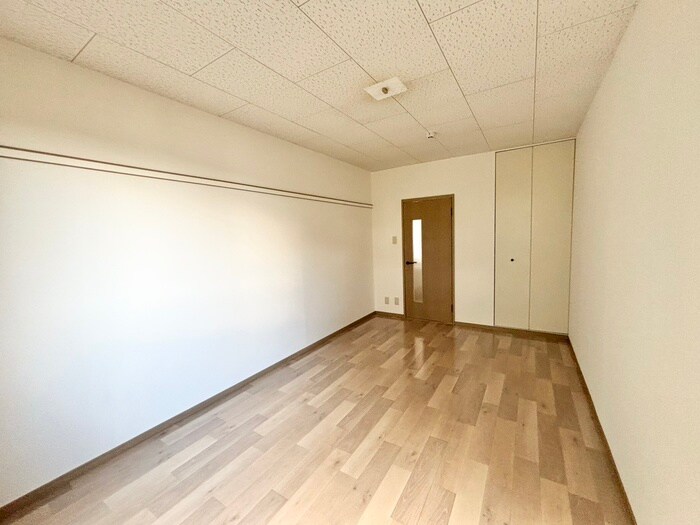 物件内観写真17　(居室)