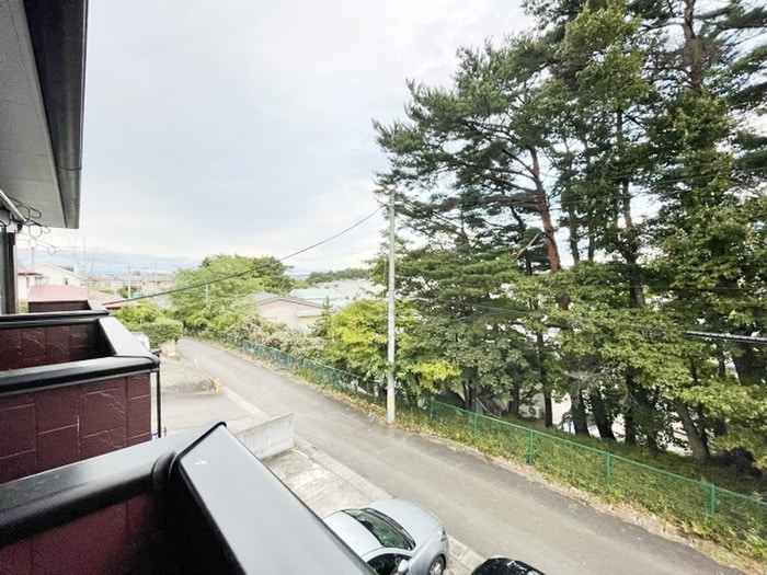 物件内観写真17　(室内からの展望)