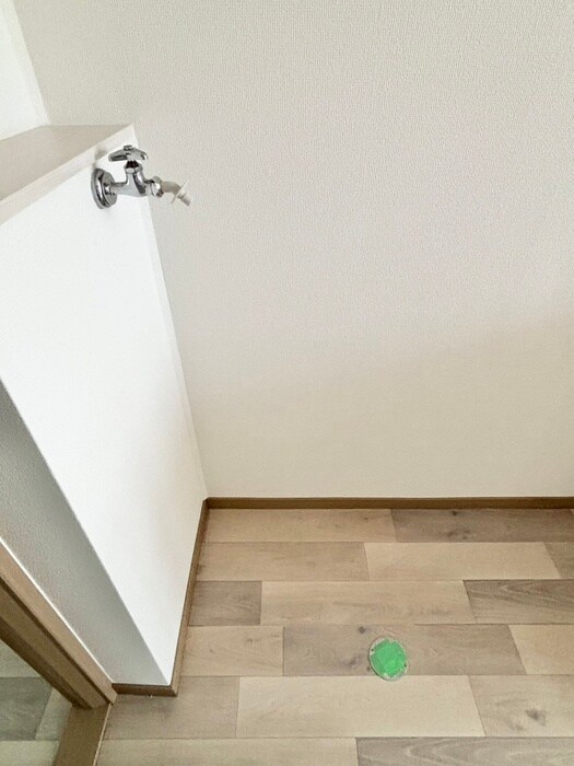 物件内観写真20　(洗濯機置場)