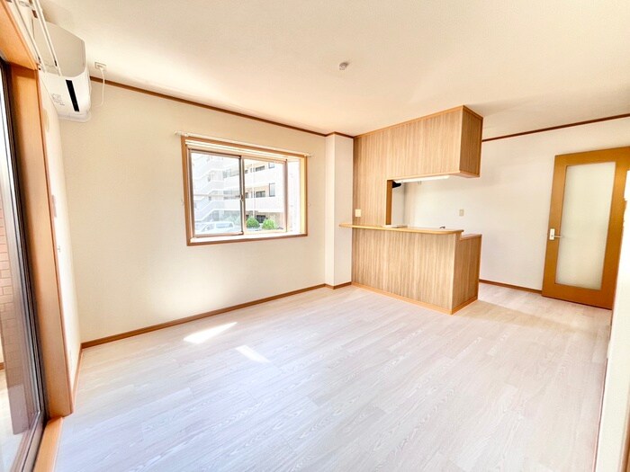 物件内観写真8　(居室)