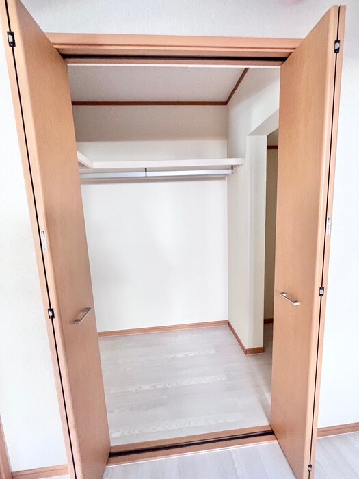 物件内観写真11　(収納)