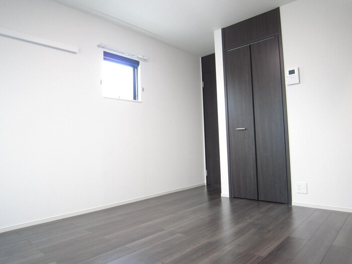 物件内観写真10　(居室)