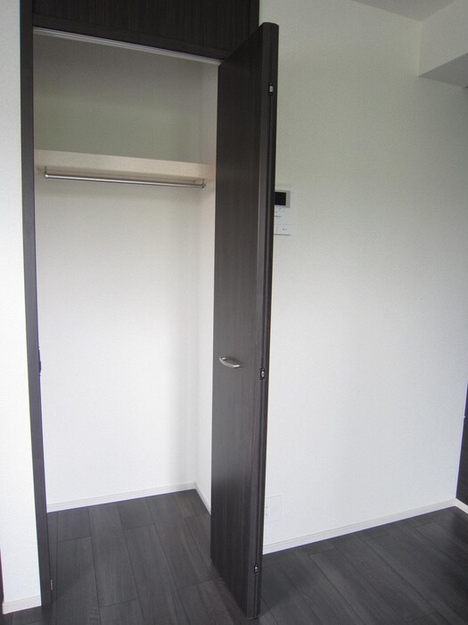 物件内観写真11　(収納)