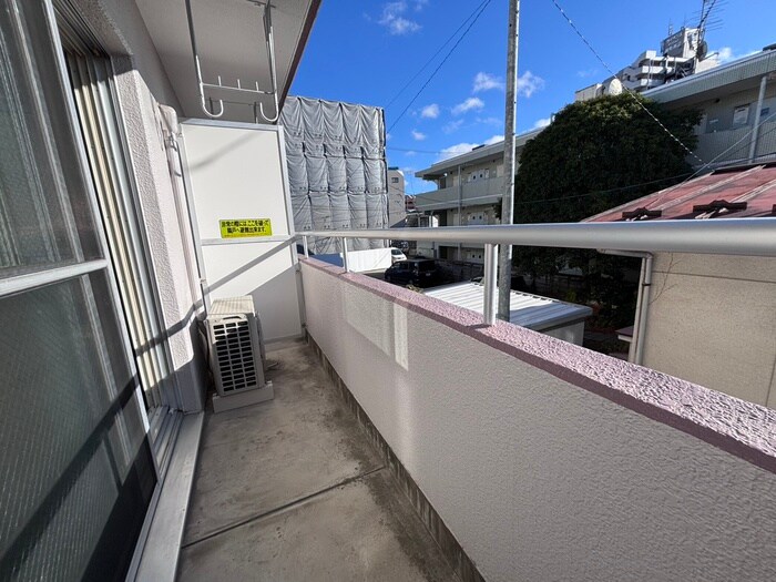 物件内観写真9　(ベランダ・バルコニー)