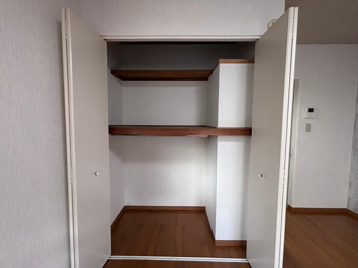 物件内観写真15　(収納)