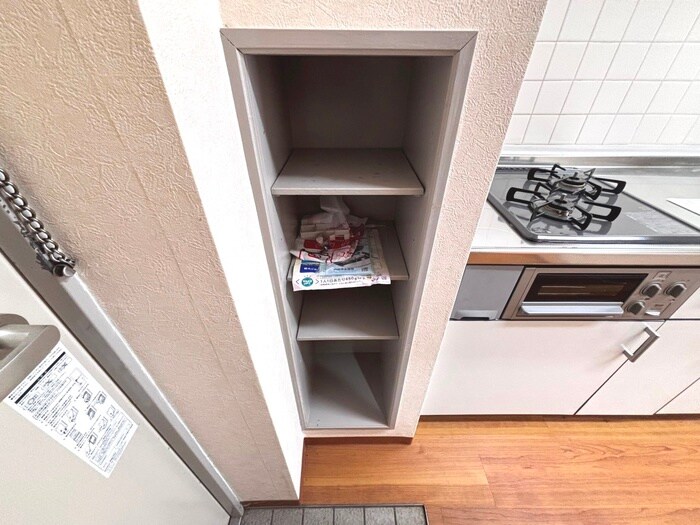 物件内観写真18　(靴箱)