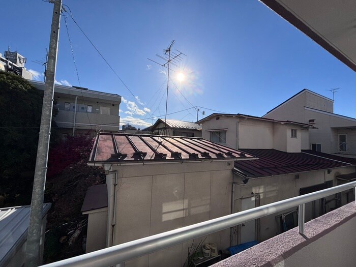 物件内観写真20　(室内からの展望)