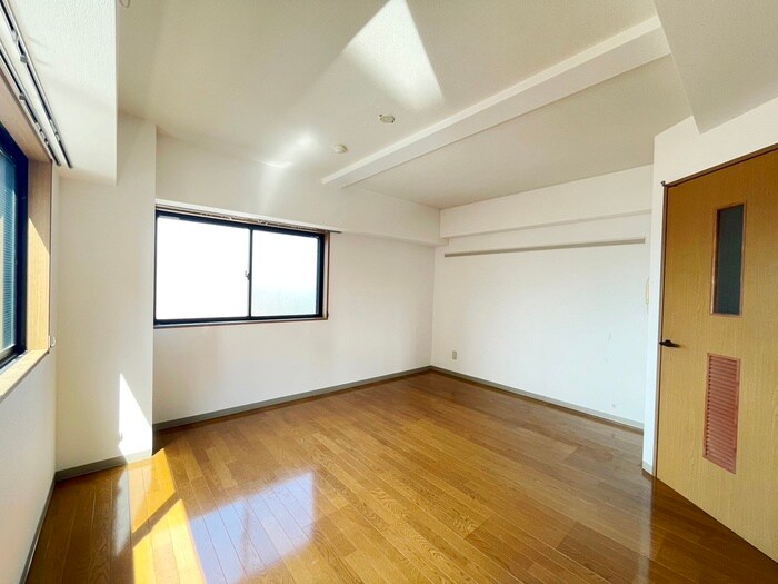 物件内観写真10　(居室)