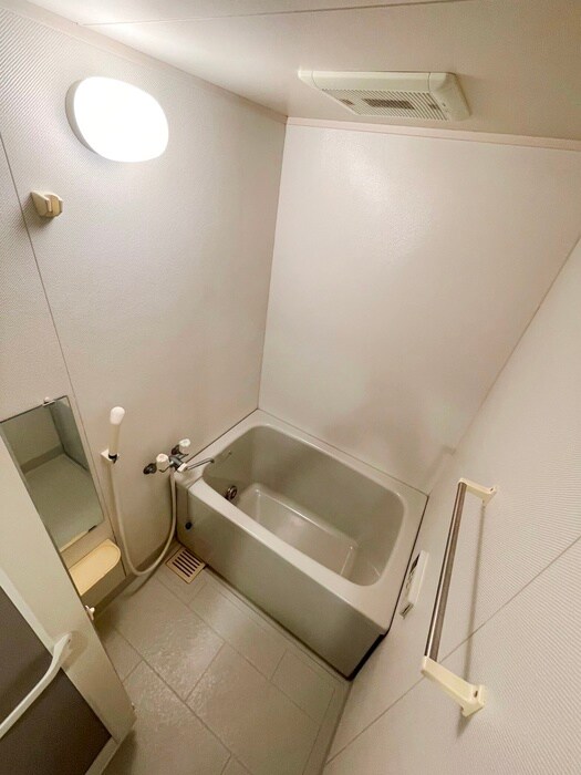 物件内観写真12　(バス／シャワールーム等)