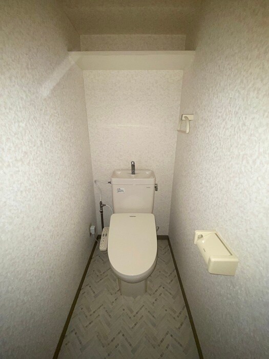 物件内観写真14　(トイレ)