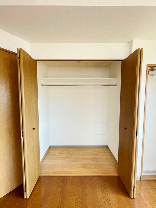 物件内観写真15　(収納)