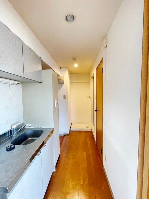 物件内観写真18　(廊下)