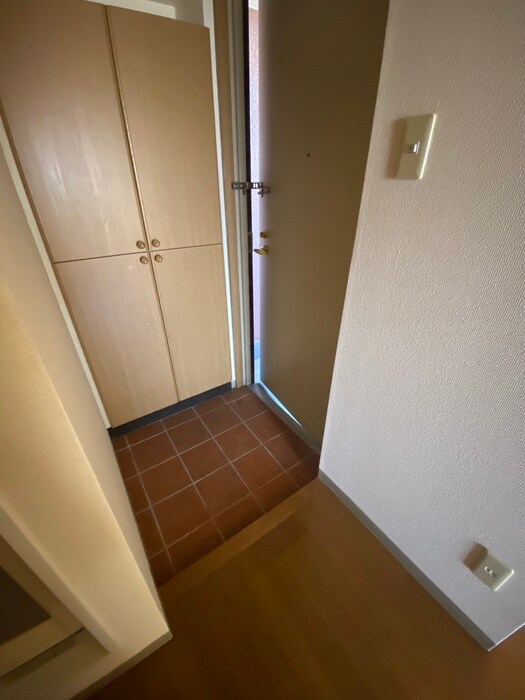 物件内観写真19　(廊下)