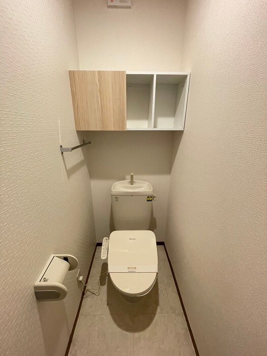 物件内観写真12　(トイレ)