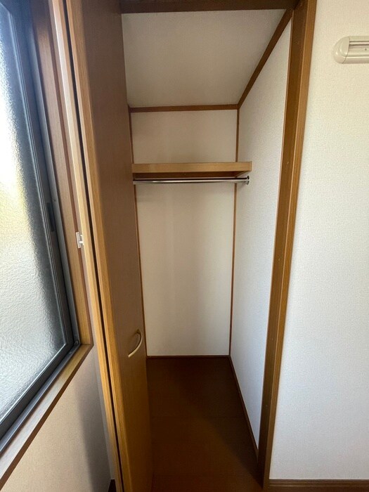 物件内観写真16　(収納)