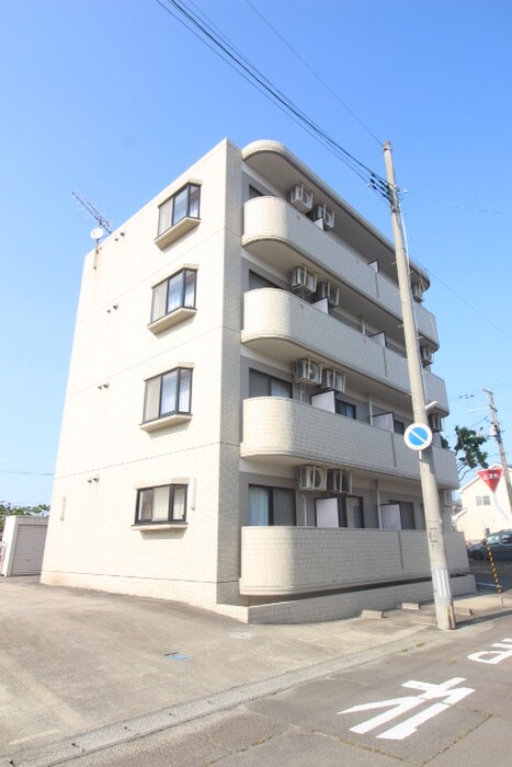 物件外観写真6　(外観写真)