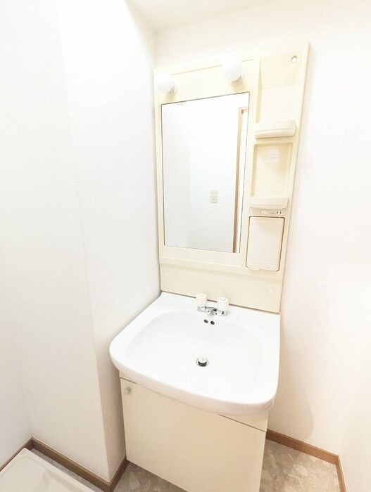 物件内観写真13　(洗面)