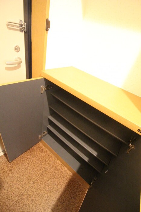 物件内観写真19　(靴箱)