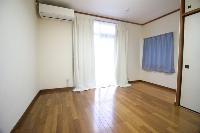 物件内観写真8　(収納)