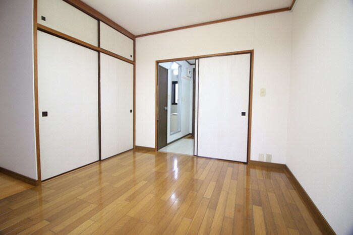 物件内観写真9　(居室)