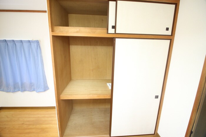 物件内観写真11　(居室)