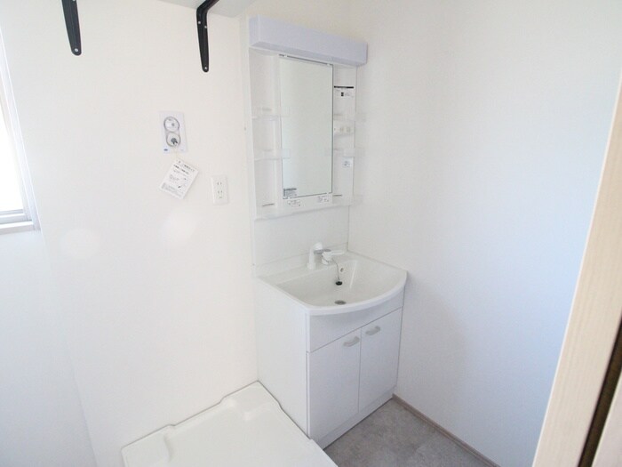 物件内観写真12　(洗面)