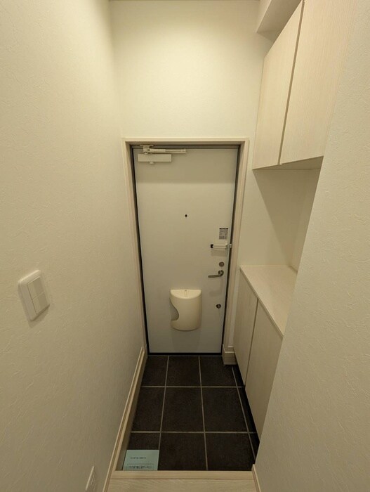 物件内観写真21　(玄関)